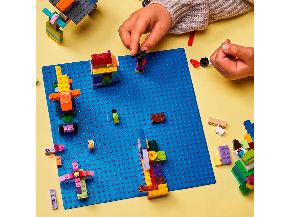 LEGO® Classic Blue Baseplate (11025)
