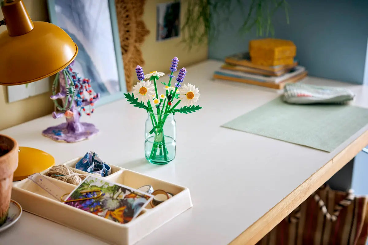 LEGO® Botanical Collection Daisies (11508)