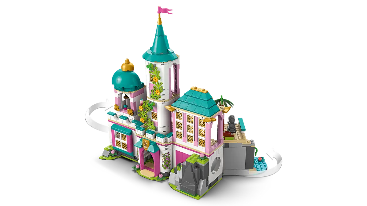 LEGO® Disney Princess Castle & Royal Pets (43267)