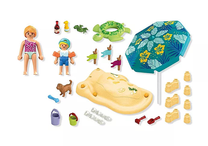 Family Fun at the Beach (PM-71906)