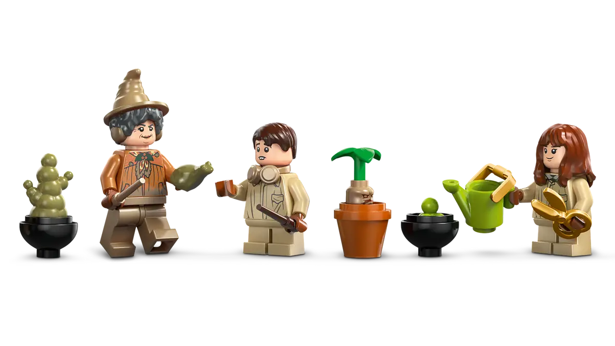 LEGO® Harry Potter™ Hogwarts Castle: Herbology Class (76445)