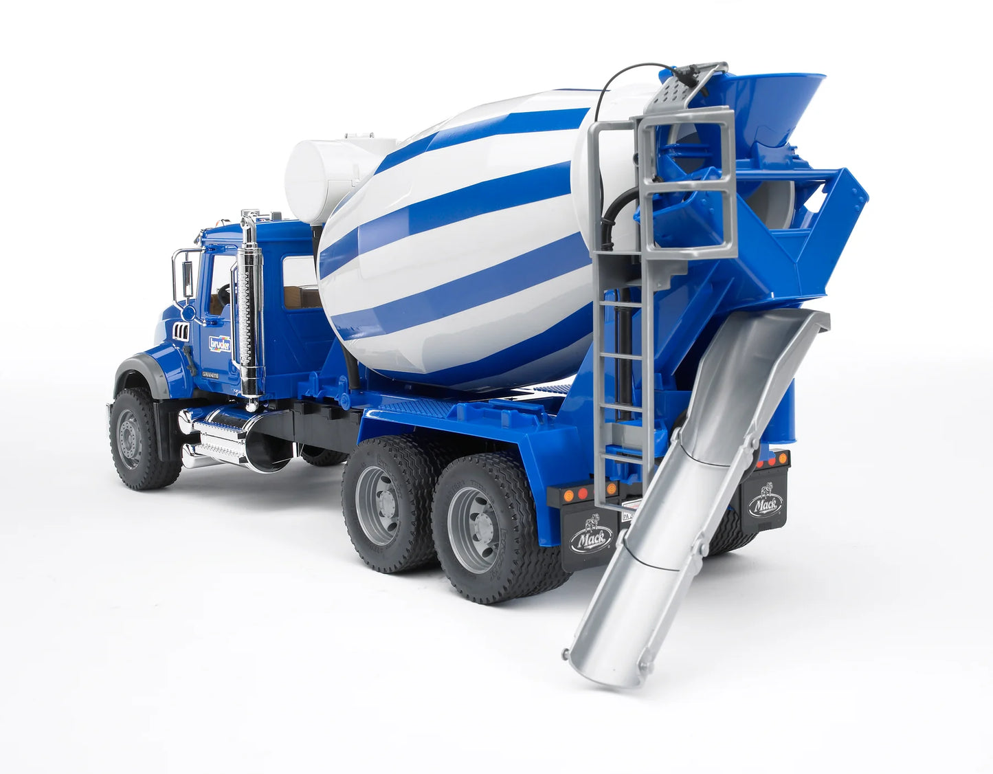 Bruder 02814 MACK Granite Cement Mixer 28.12.10