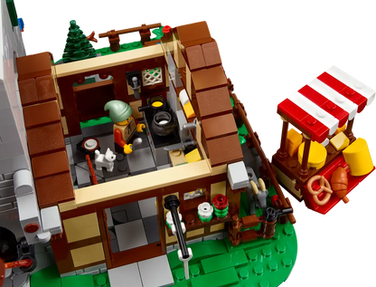 LEGO® Icons Medieval Town Square (10332)