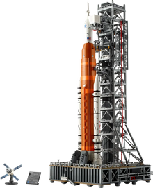 Artemis I Rocket & Launchpad (10341)
