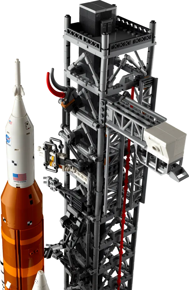 Artemis I Rocket & Launchpad (10341)