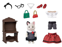*Fashion Playset Town Girl Series Tuxedo Cat - Calico Critters