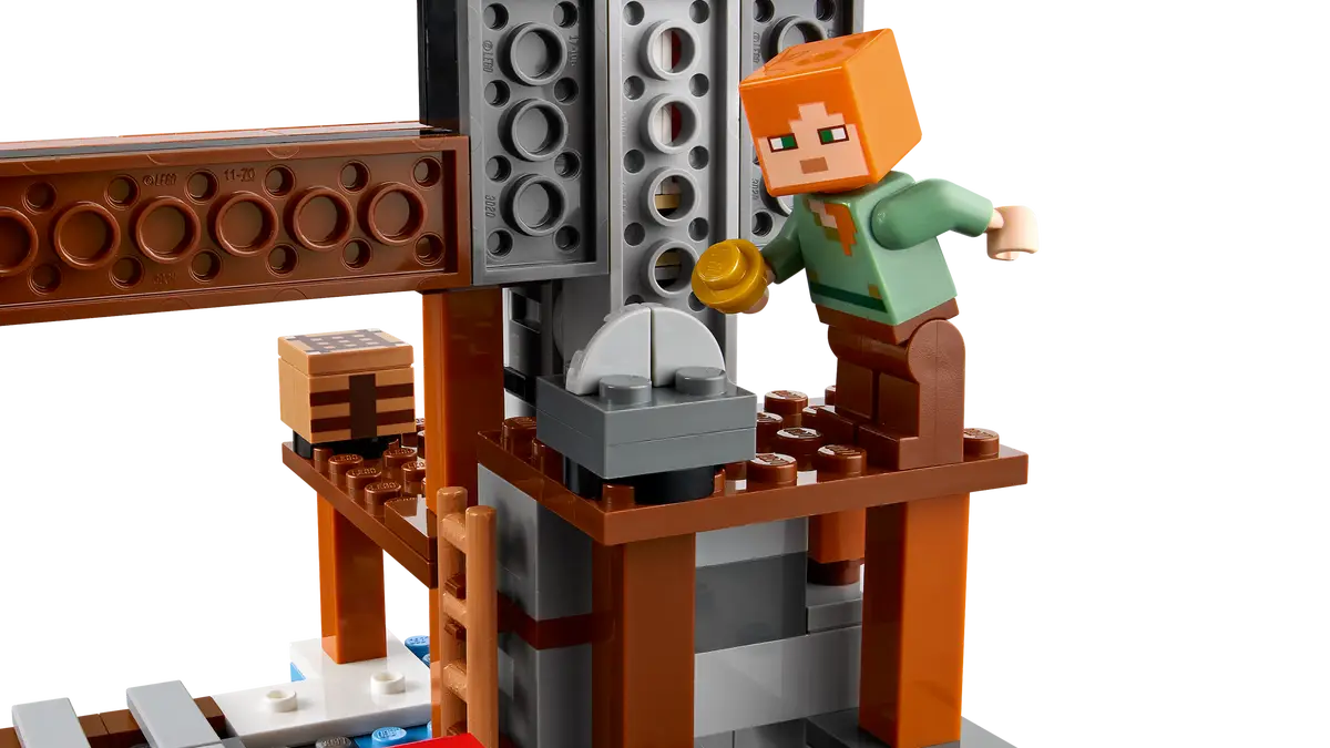 LEGO® Minecraft® The Pickaxe Mine (21277)