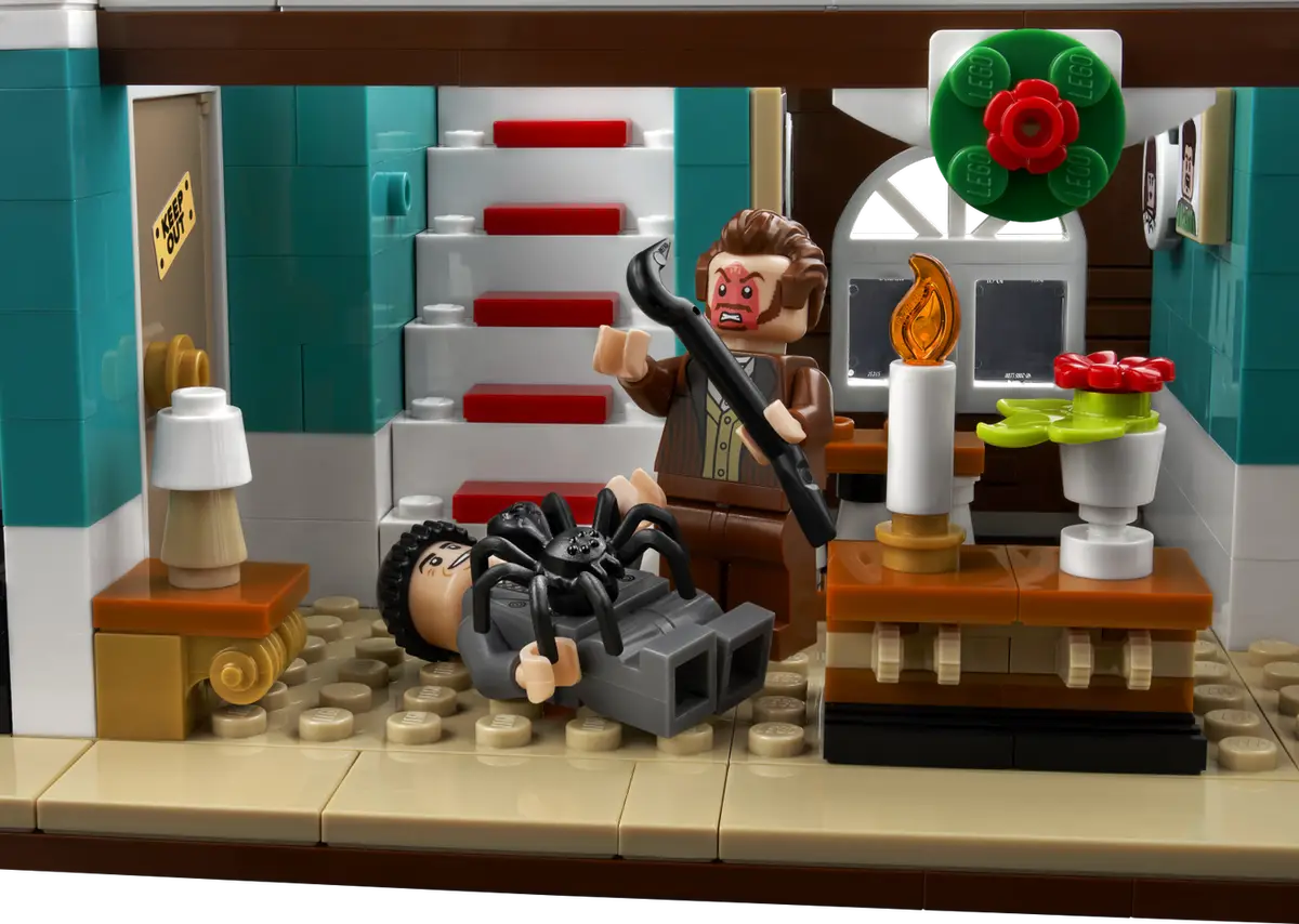 LEGO® Ideas Home Alone House (21330)