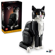 LEGO® Ideas Tuxedo Cat (21349)