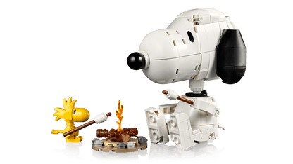 LEGO® Ideas Peanuts Snoopy's Doghouse (21368)