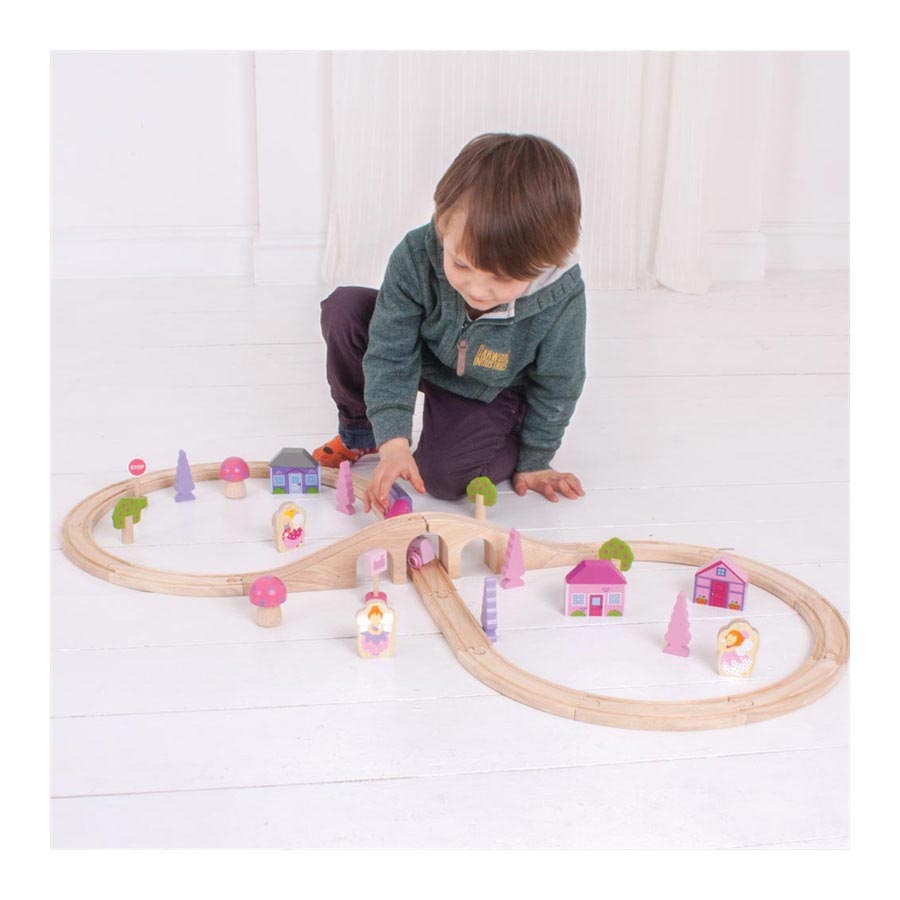 Fairy Figure of Eight Train Set