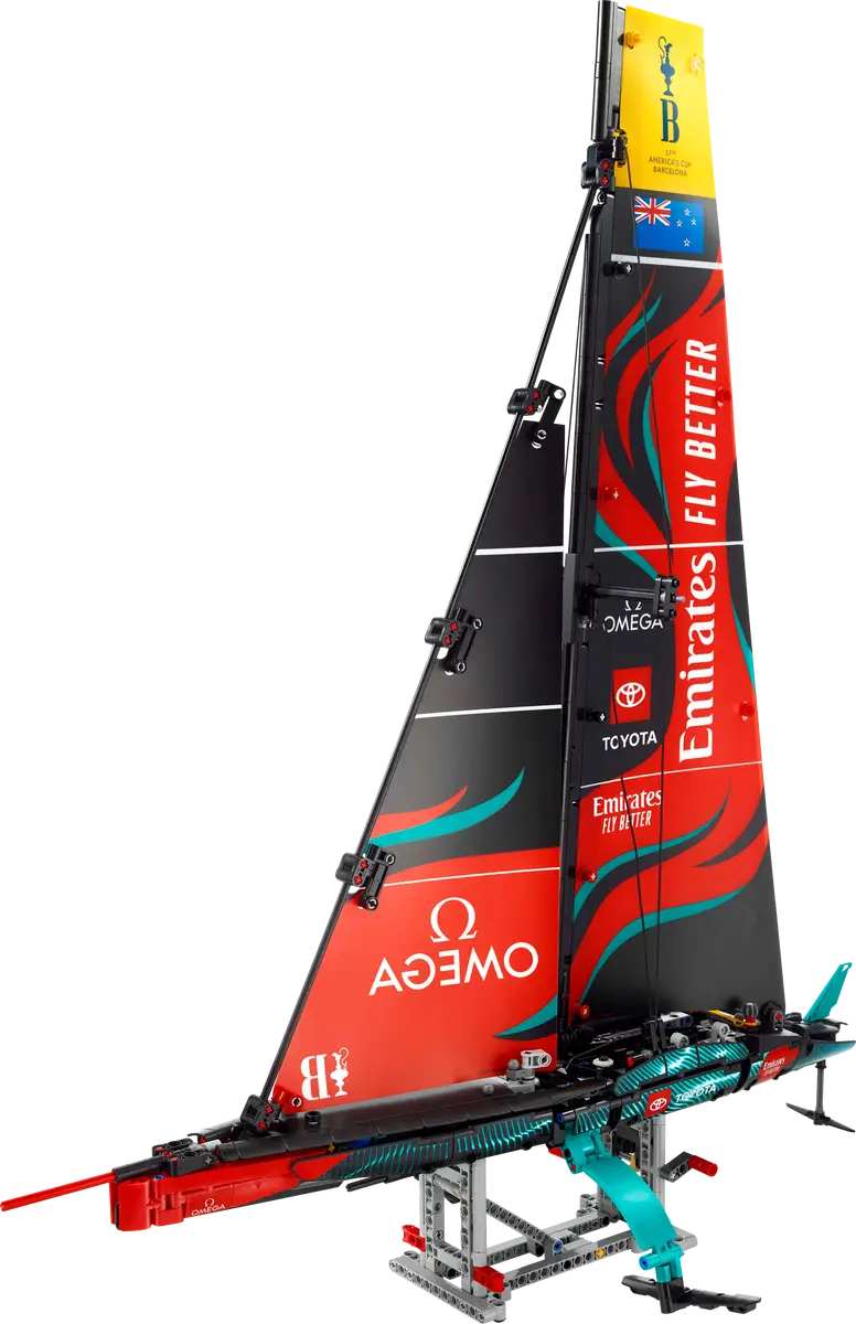 LEGO® Technic™ Emirates Team New Zealand AC75 Yacht (42174)