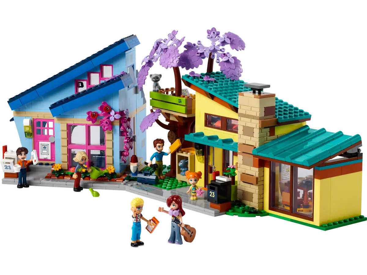 LEGO® Friends Olly and Paisley's Family Houses (42620)