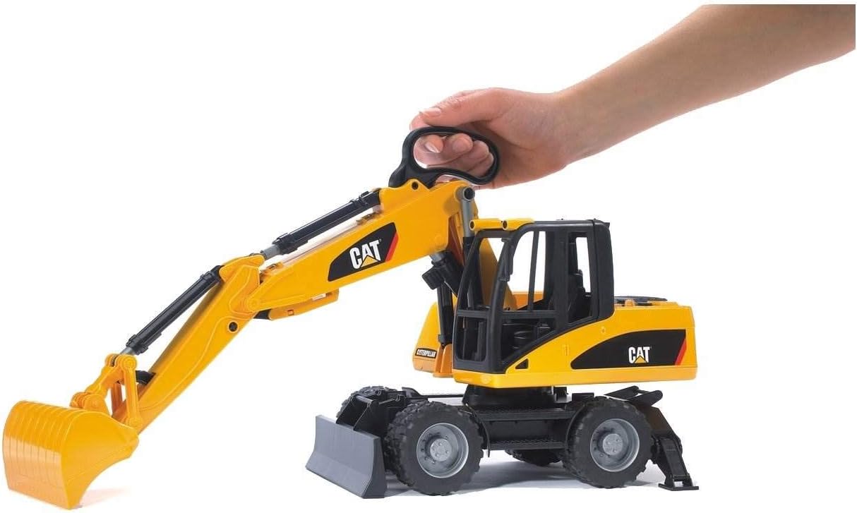 Bruder 02446 CAT Wheeled Excavator 20.12.8