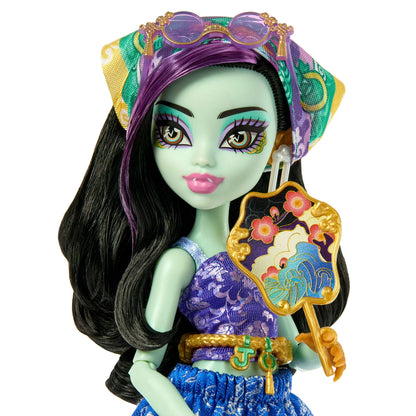 Monster High Skulltimate Secrets: Jinafire Long Oasis Doll with Surprises