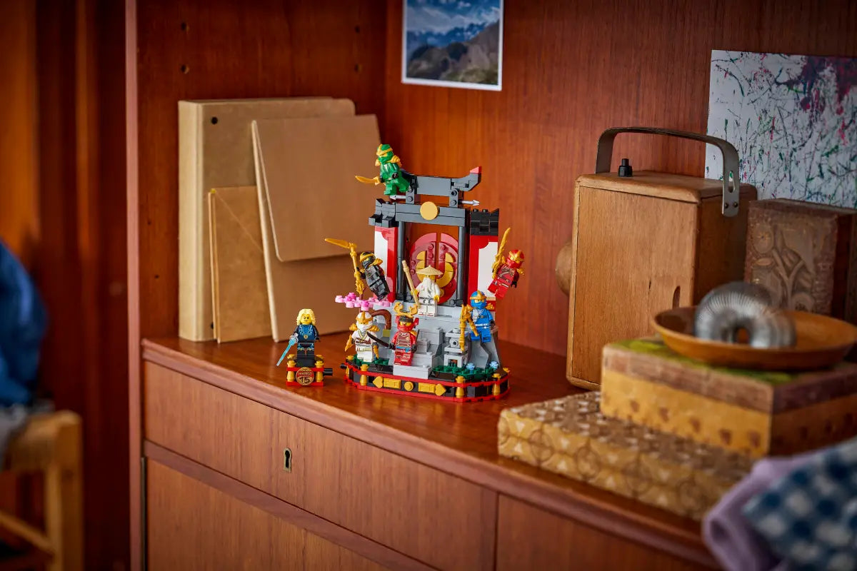 LEGO® NINJAGO® Ninja Character Display 15th Anniversary (71866)