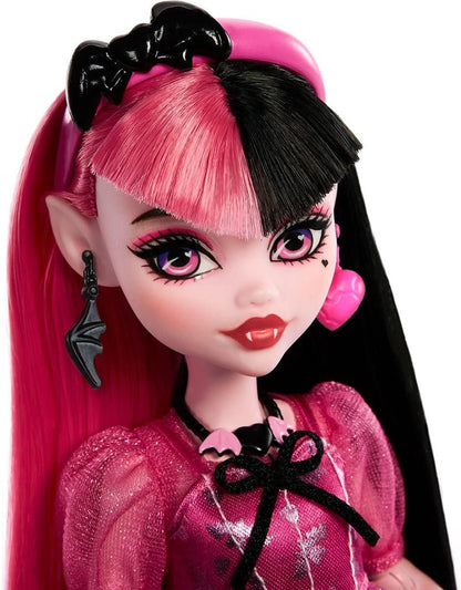 *Monster High Day Out Draculaura Fashion Doll