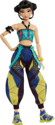 KPop Demon Hunter  Fashion Doll - Zoey