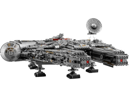 LEGO® Star Wars™ UCS Millennium Falcon™ (75192)