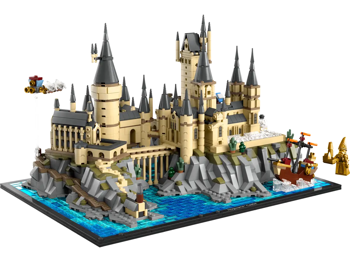 LEGO® Harry Potter™ Hogwarts  Castle and Grounds (76419)
