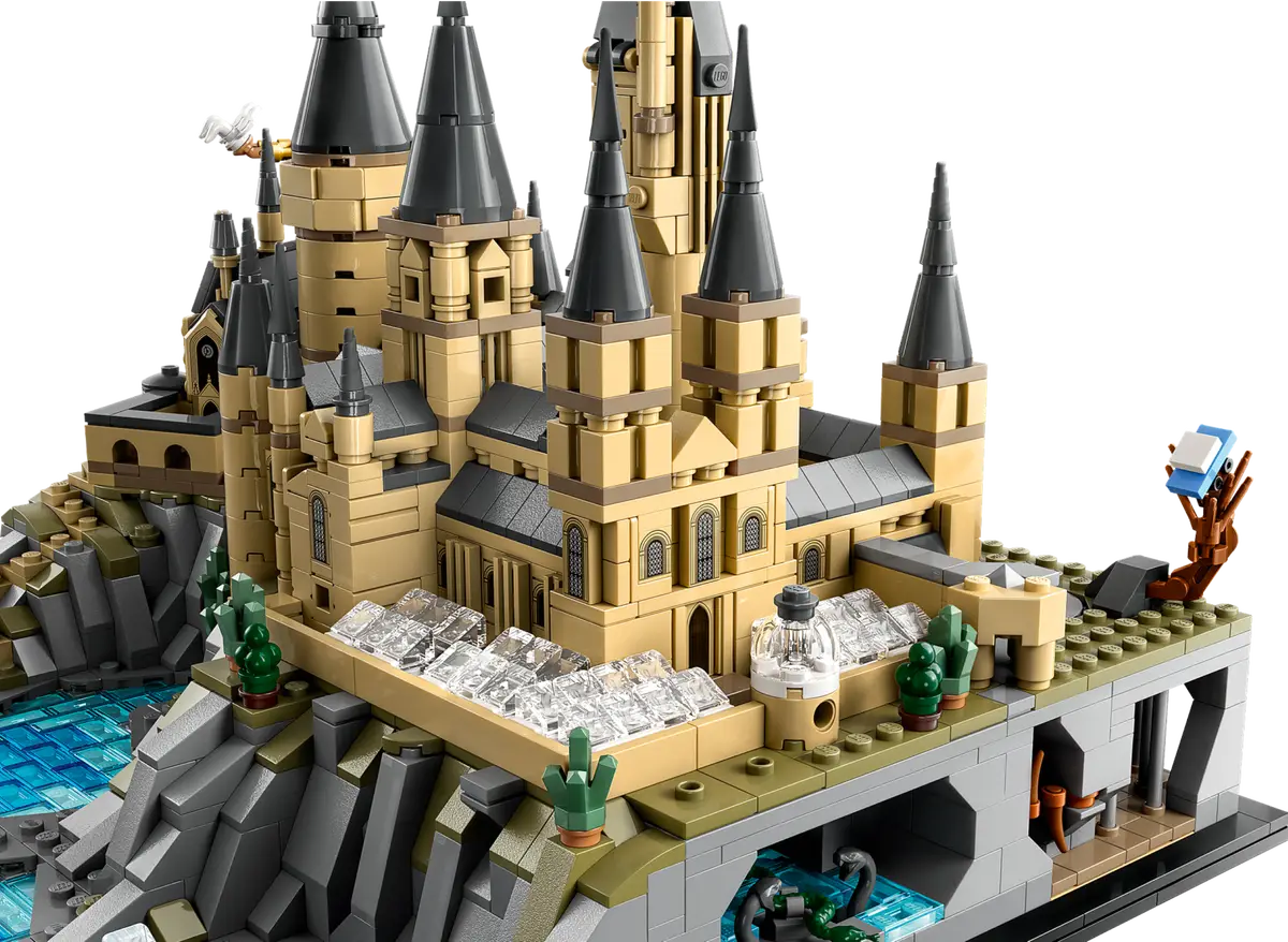 LEGO® Harry Potter™ Hogwarts  Castle and Grounds (76419)
