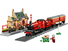 LEGO® Harry Potter™ Hogwarts Express  & Hogsmeade Station (76423)