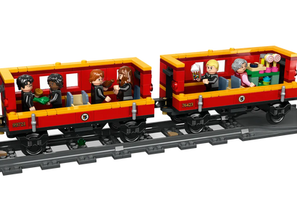 LEGO® Harry Potter™ Hogwarts Express  & Hogsmeade Station (76423)