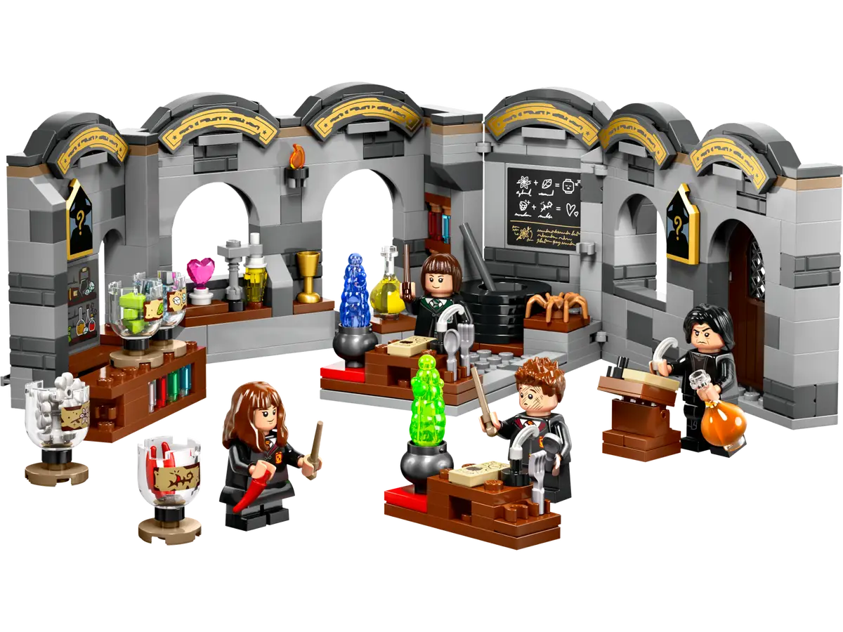 LEGO® Harry Potter™ Hogwarts  Castle: Potions Class (76431)