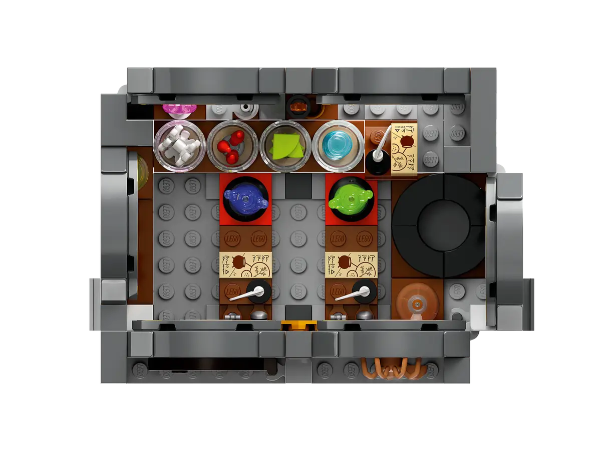 LEGO® Harry Potter™ Hogwarts  Castle: Potions Class (76431)