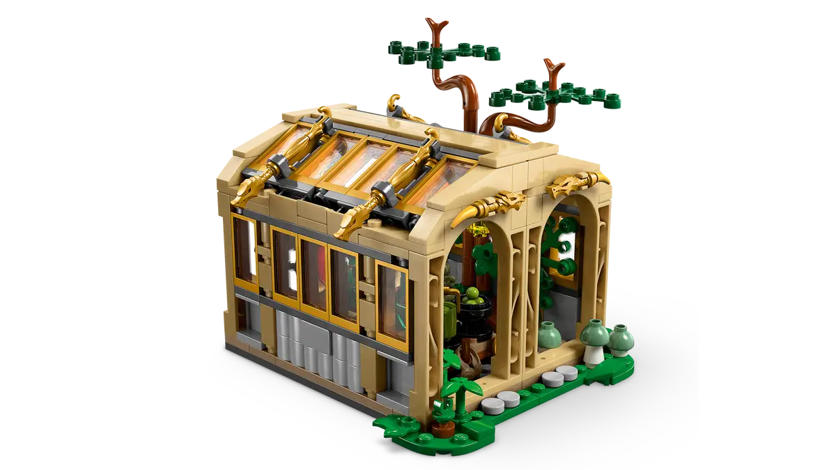 LEGO® Harry Potter™ Hogwarts Castle: Herbology Class (76445)