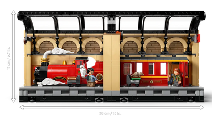 LEGO® Harry Potter™ Book Nook: Hogwarts Express (76450)