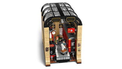 LEGO® Harry Potter™ Book Nook: Hogwarts Express (76450)