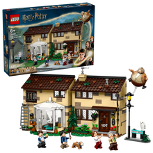 LEGO® Harry Potter™ Privet Drive: Aunt Marge's Visit (76451)