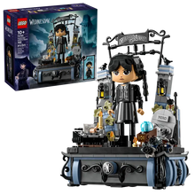 Wednesday Addams Figure (76780)