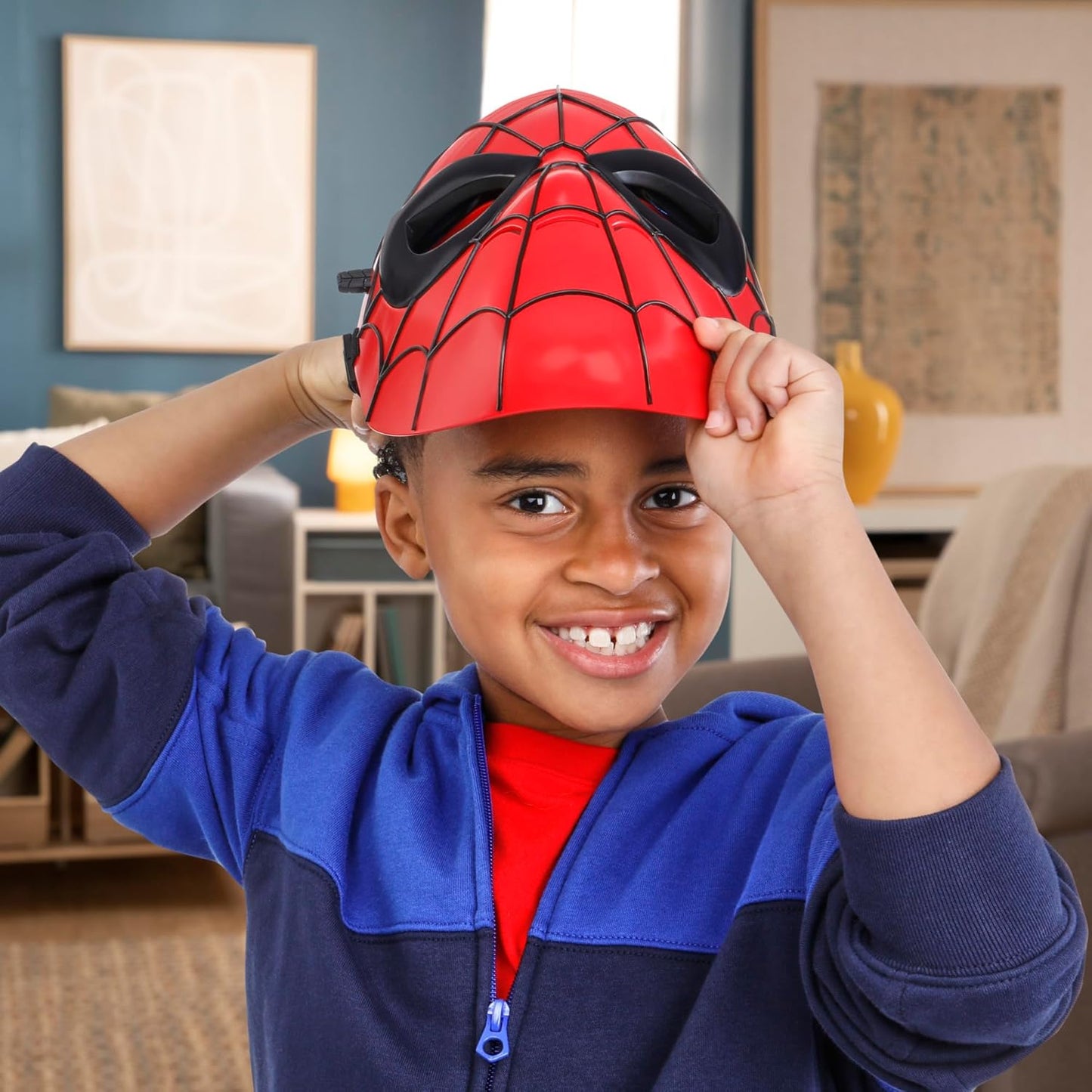 Marvel Spider-Man Glow FX Mask