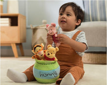 Gund Disney Winnie the Pooh Playset 8"