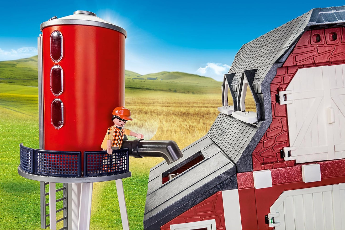Barn with Silo (PM-9315)