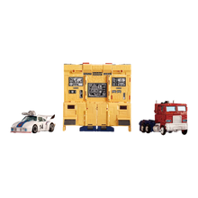 Transformers Dramatic Capture Series DCS-2 Autobot Headquarters Jazz, Mainframe, and Optimus Prime Set