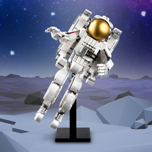 LEGO® Space Astronaut (31152) (Pre-Owned)