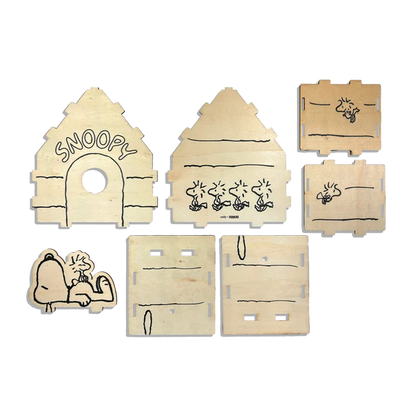 Peanuts: Color-in' Wooden Birdhouse Kit