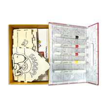 Peanuts: Color-in' Wooden Birdhouse Kit