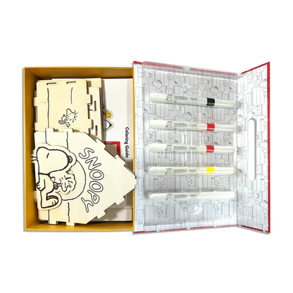 Peanuts: Color-in' Wooden Birdhouse Kit