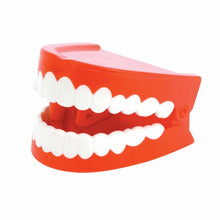 Chattering Teeth W/U