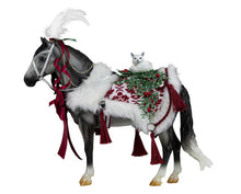Arctic Gandeur - 2021 Holiday Horse 1:9