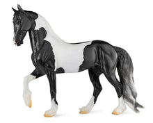 Battlefield Angle HP "Ezra - Pinto Friesian Sporthorse