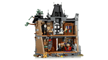 LEGO® Icons Mayor Manor (11383)