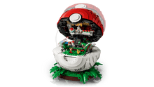 LEGO® Pokémon Iconic Trainer Moments Pokeball (72154)