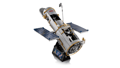 LEGO® Icons Hubble Space Telescope (11382)