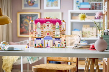 LEGO® Friends Heartlake City Grand Hotel (42704)