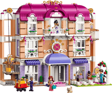 LEGO® Friends Heartlake City Grand Hotel (42704)